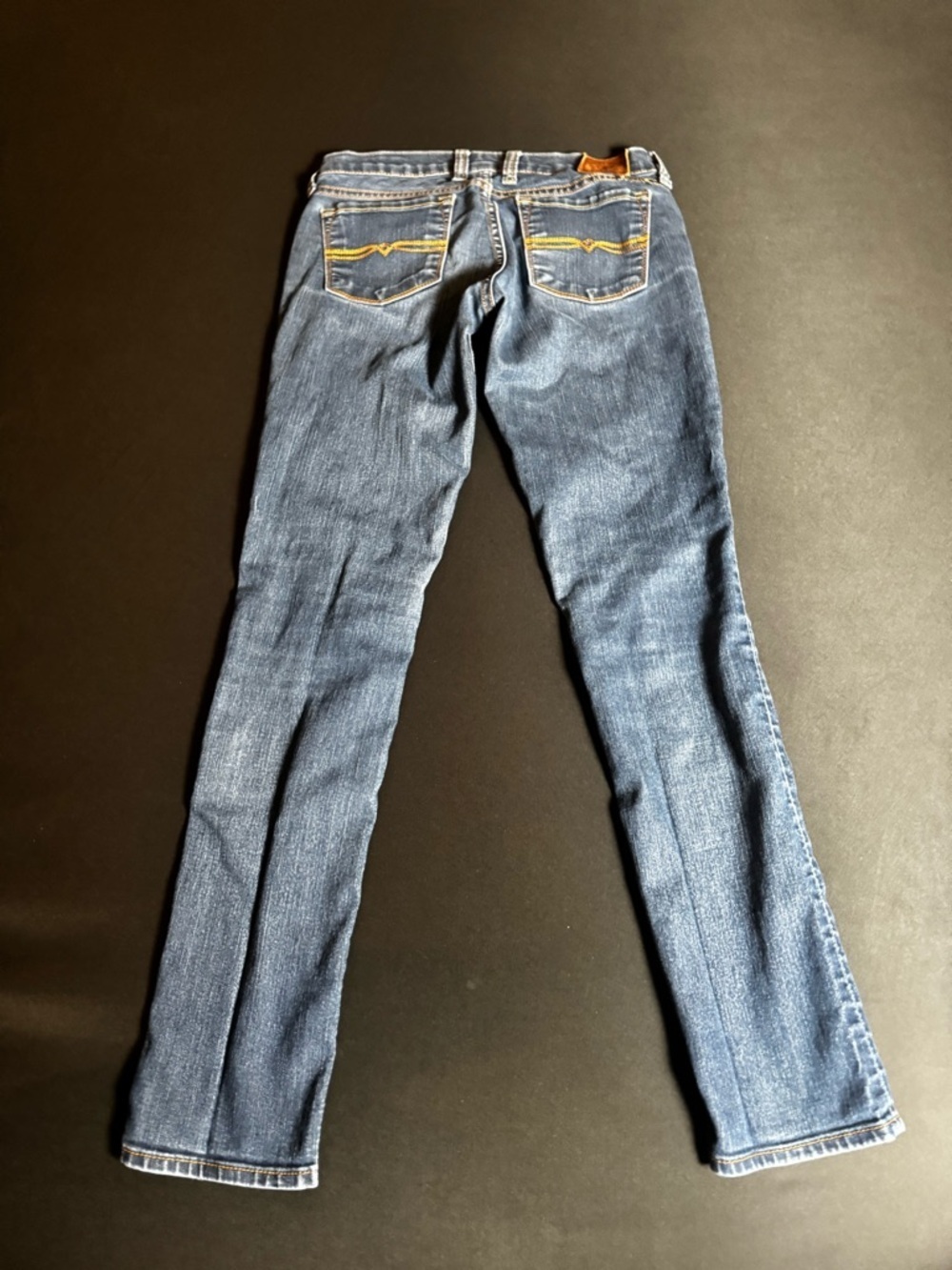 Lucky Brand Blue Denim Jeans Tan Leather Patch Minimalist Boho - Picture 6 of 6